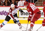 Varlamov's 37 saves help Avs top Coyotes